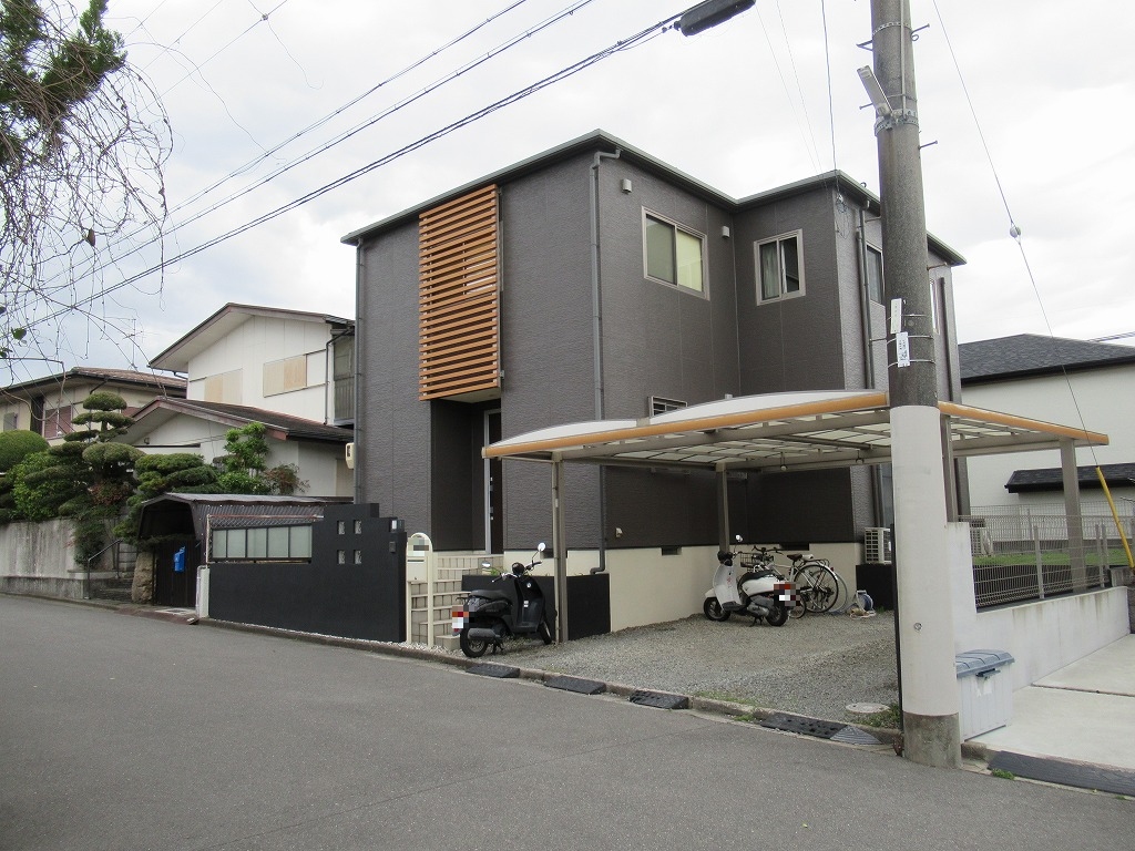 【値下げしました】和泉市青葉台３丁目　中古戸建