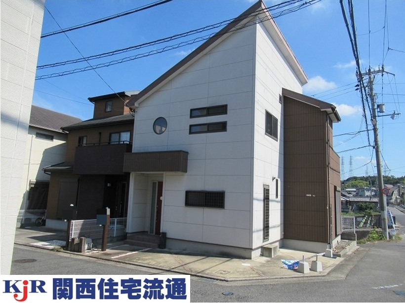 【価格変更！】和泉市万町　中古戸建